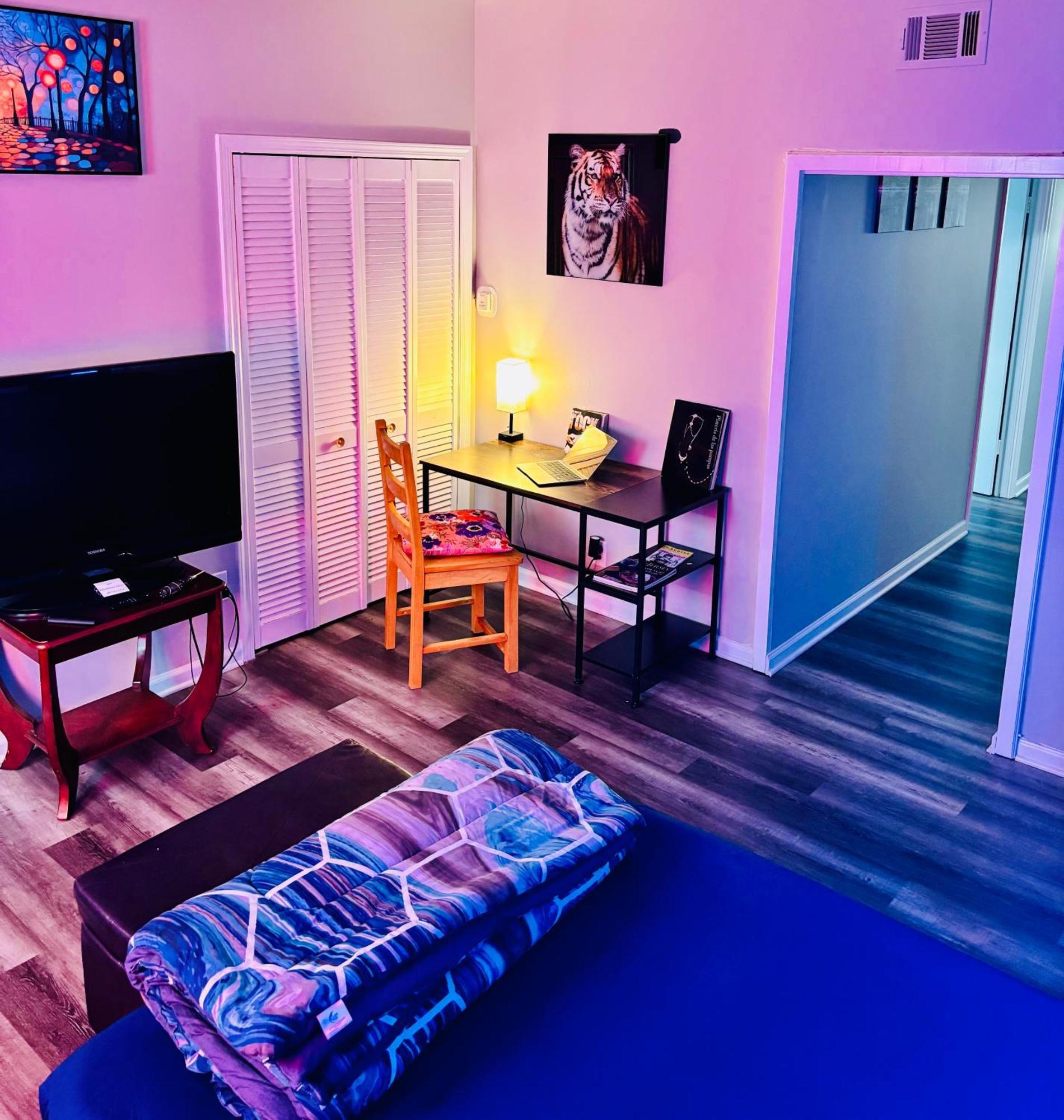 Apartamento Iron Bound Gem Newark Exterior foto